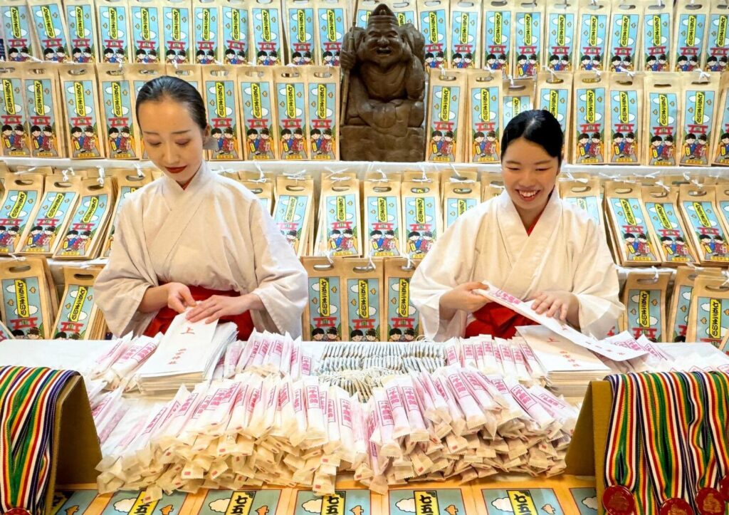 西宮神社 七五三おさがり準備風景